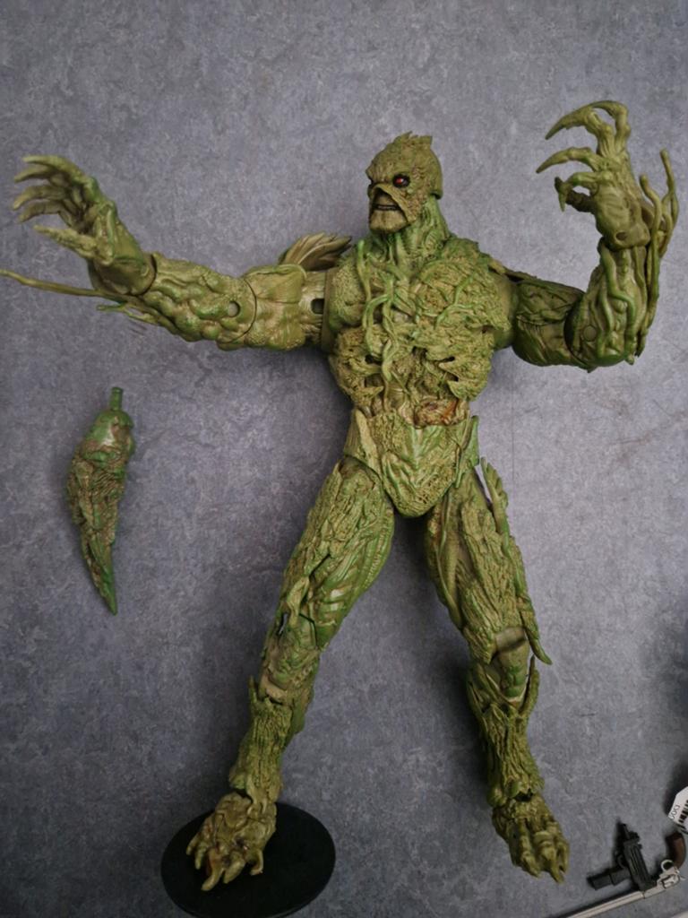 McFarlane Swamp Thing, Ophalen of Verzenden, Zo goed als nieuw