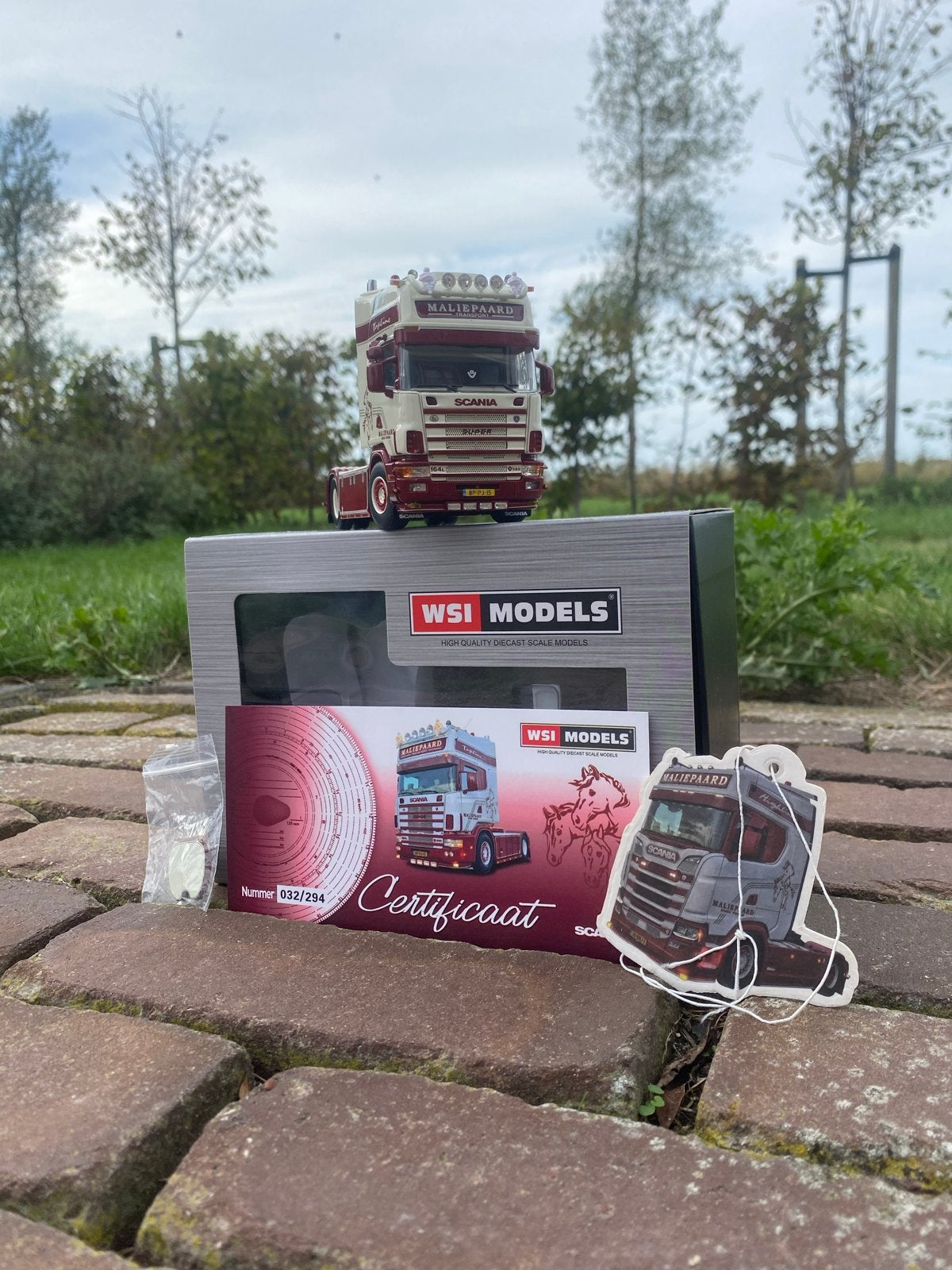 Scania V8 Malipaard WSI Models Miniatuur Vrachtwagen, Ophalen of Verzenden, Zo goed als nieuw, Auto's