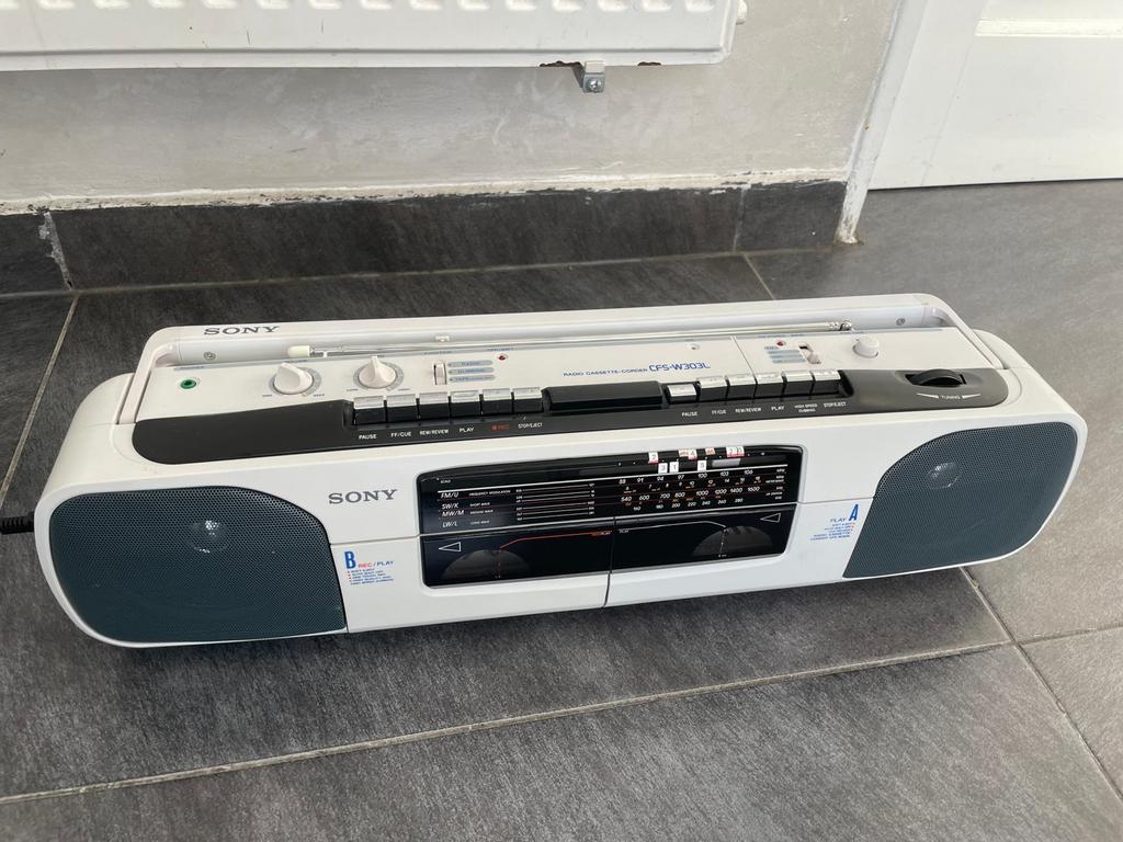 In goede staat Sony radio cassette-corder  CFS-W303L, Ophalen, Zo goed als nieuw