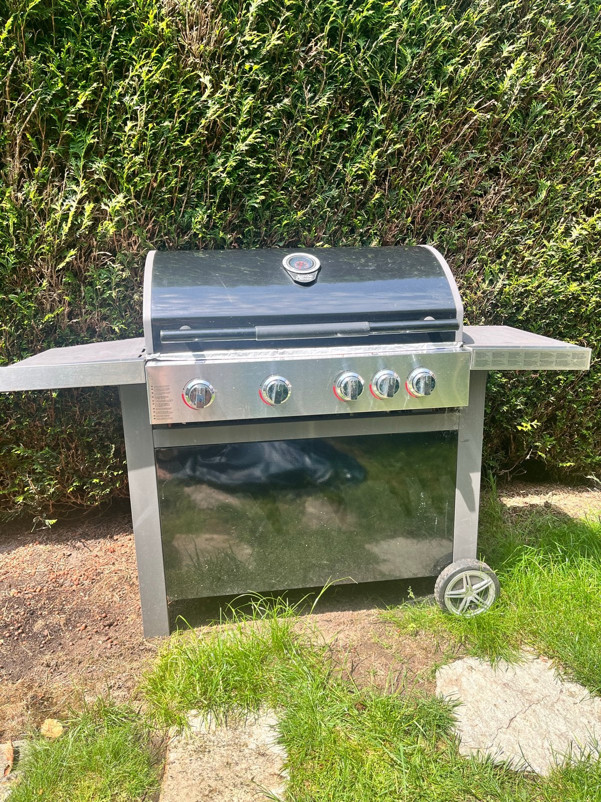 Jamie Oliver Gasbarbecue met 4 branders en zijbrander, Tuin en Terras, Gasbarbecues, Ophalen, Gebruikt