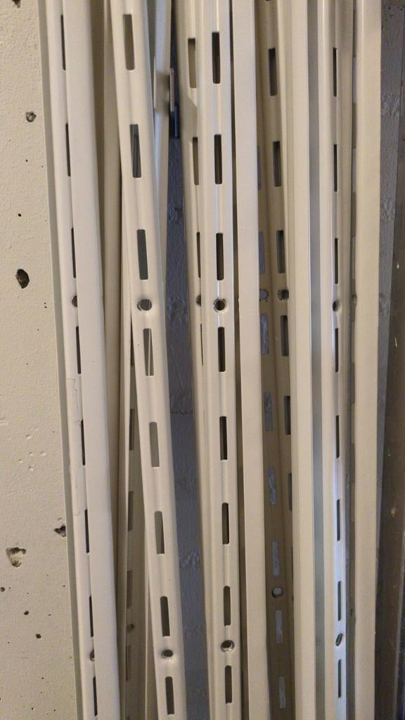 36 st F-Systeem rail enkel 200 cm wit kasten wandsysteem, Ophalen, Gebruikt