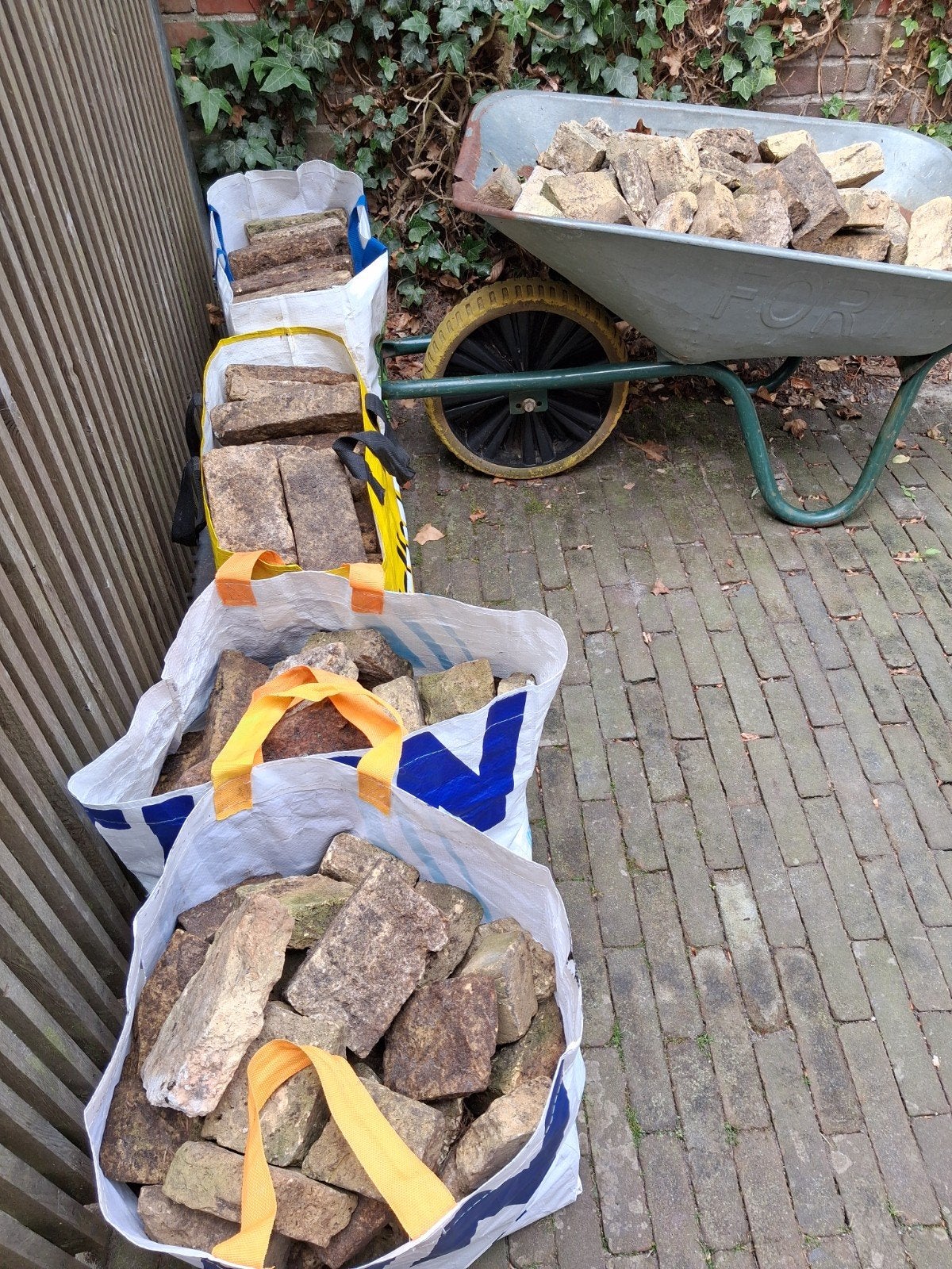 Friese geeltjes., Ophalen, Overige materialen, Gebruikt, Bruin
