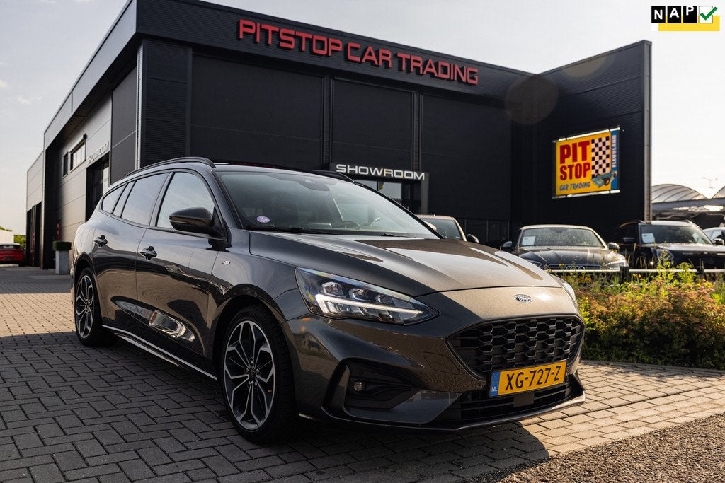 Ford Focus Wagon 1.5 EcoBoost ST Line, 182pk, Pano, B&O Deal, Auto's, Metallic lak, Gebruikt, 700 kg, Leder en Stof