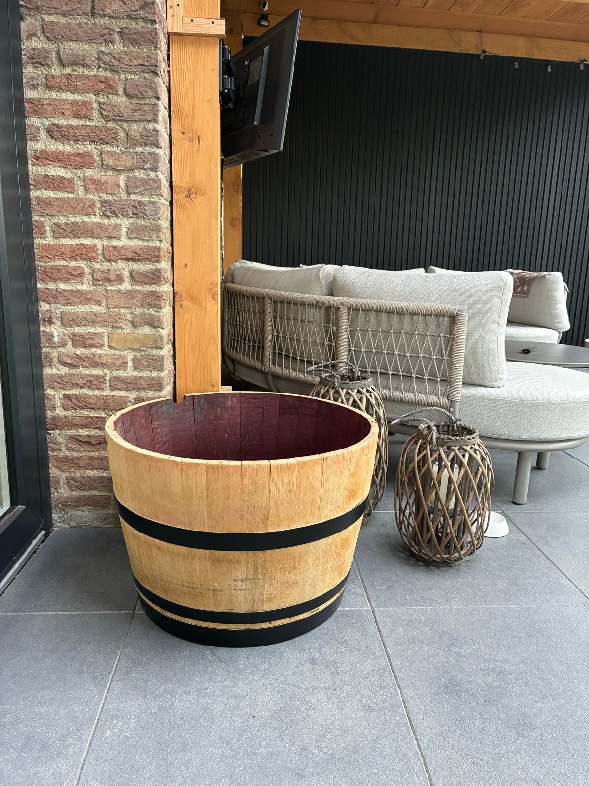 Wijnvat plantenbak / vijver / bloembak, Ophalen, Gebruikt, Rond, Binnen