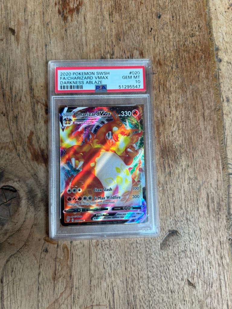 Charizard vmax 020 psa10, Ophalen of Verzenden, Zo goed als nieuw