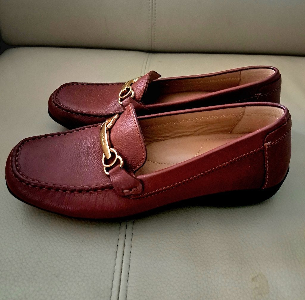 GEOX loafers 38 NIEUWSTAAT, Geox, Bruin, Instappers, Ophalen of Verzenden
