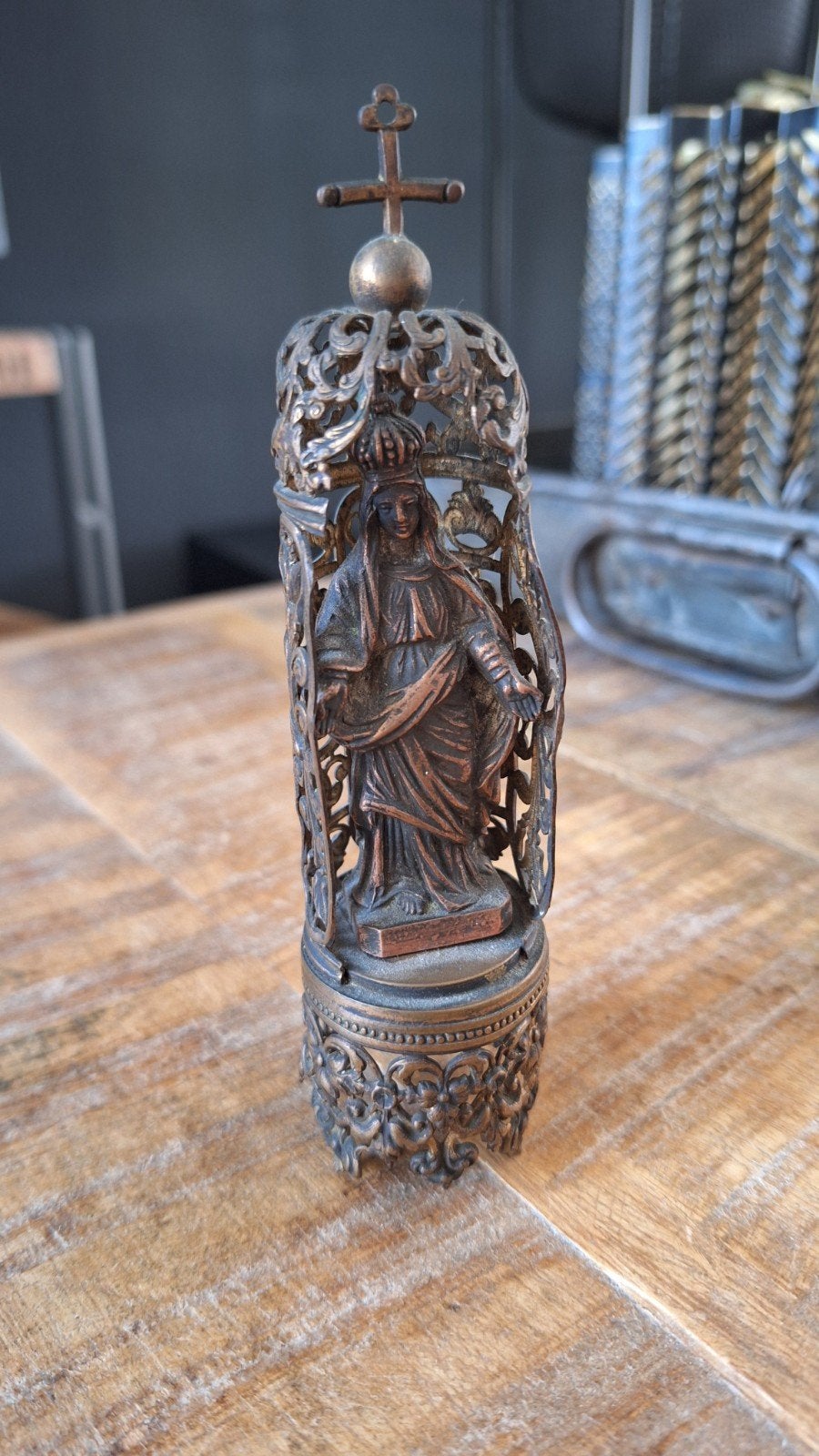 bijzondere religieuze beeldje , zie foto's, Verzenden