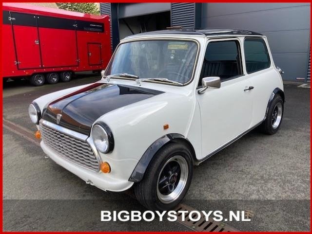 Austin Mini 1000 Mayfair 1275 GT, Auto's, Oldtimers, Austin, Zwart, 4 stoelen, 61 pk