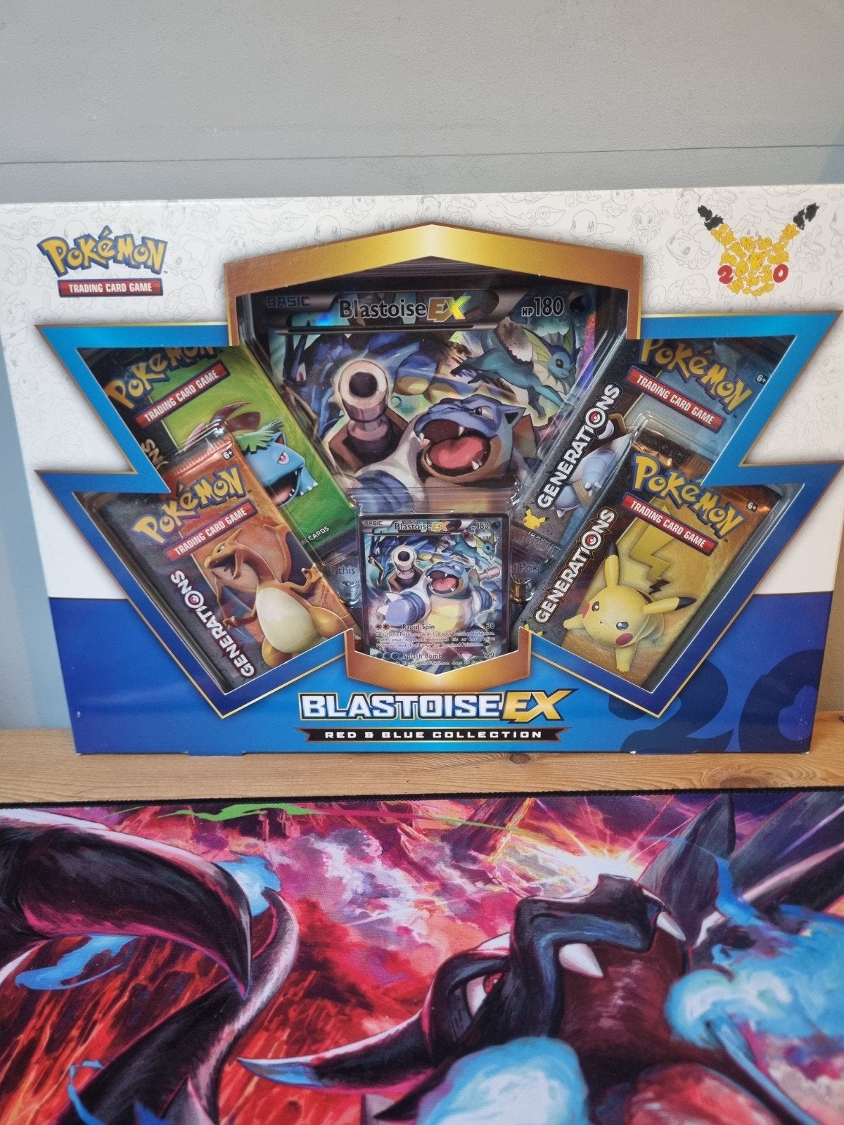 Red & Blue Blastoise ex collection box, Ophalen of Verzenden, Nieuw, Boosterbox, Foil