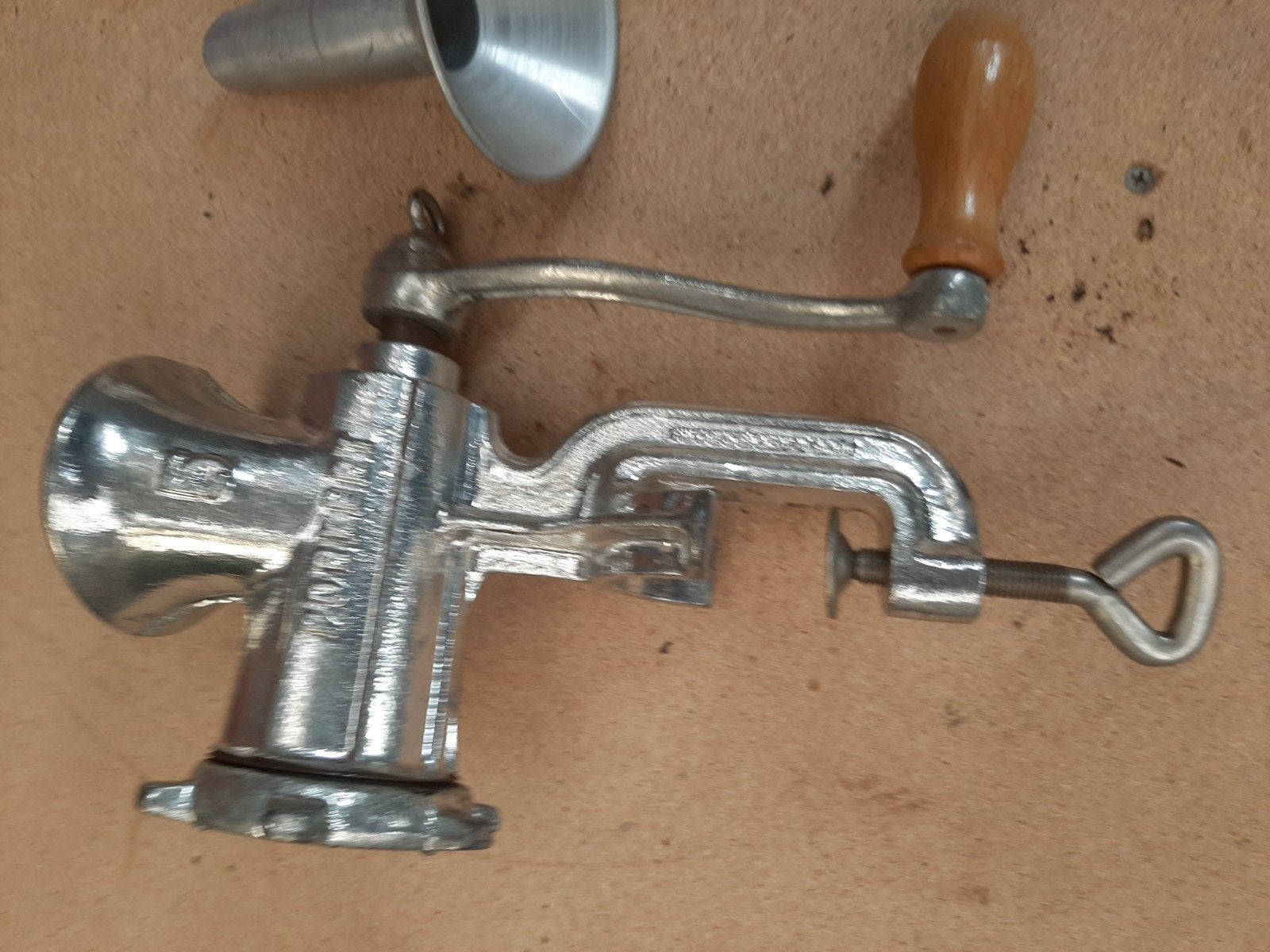 Vintage Vleesmolen Handbediend - Robuust en Functioneel, Huis en Inrichting, Zilver, Ophalen of Verzenden, Metaal, Overige merken