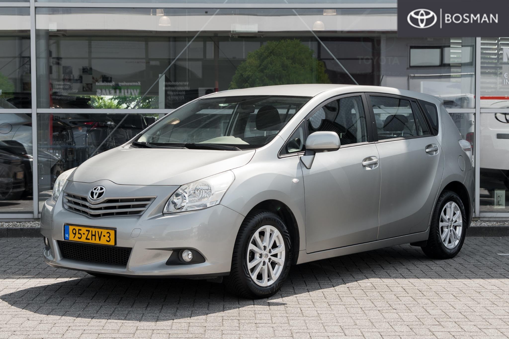 Toyota Verso 1.6 VVT-i Aspiration, Auto's, Voorwielaandrijving, Euro 5, Gebruikt, 4 cilinders