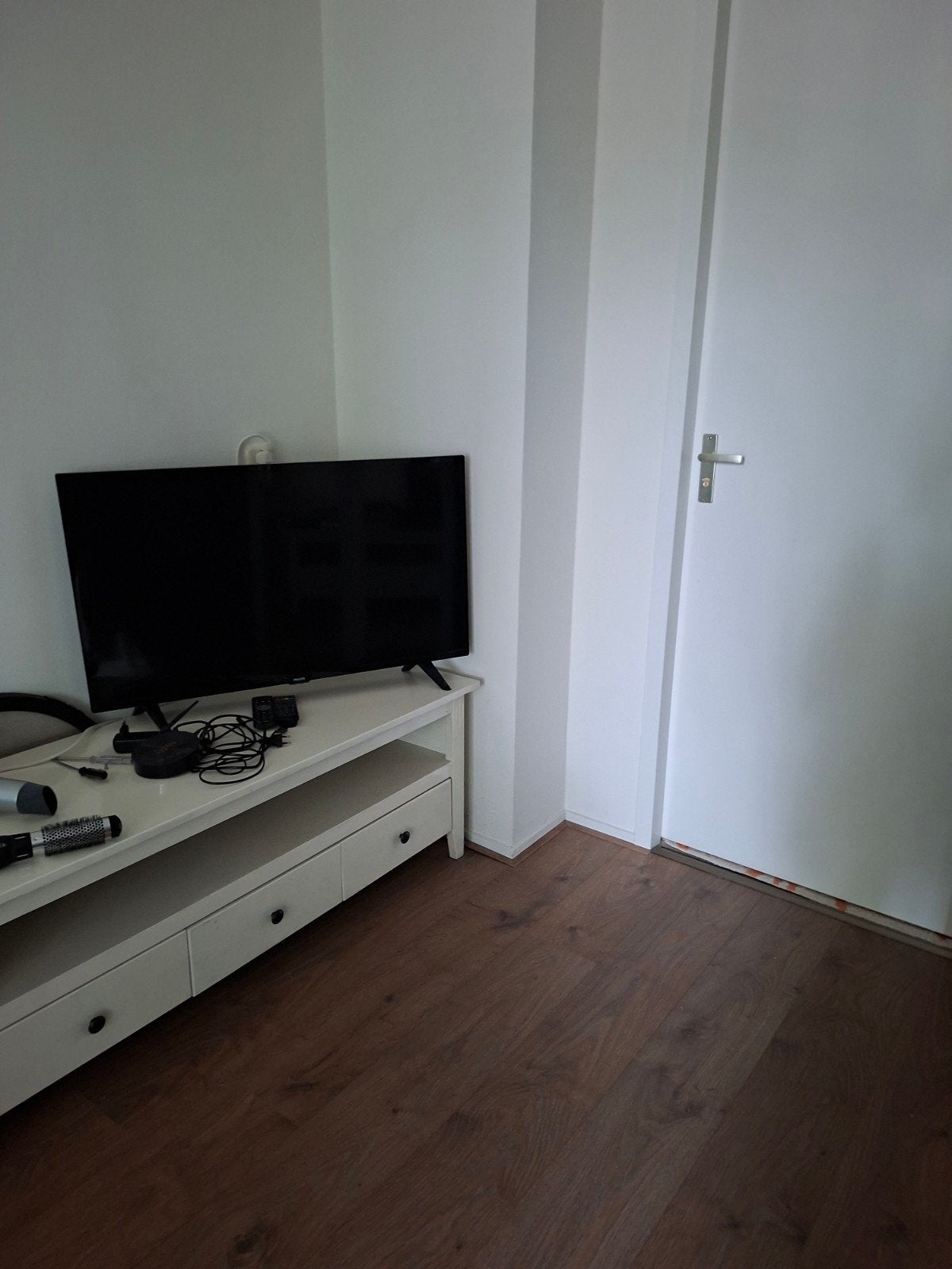 TV met tafel