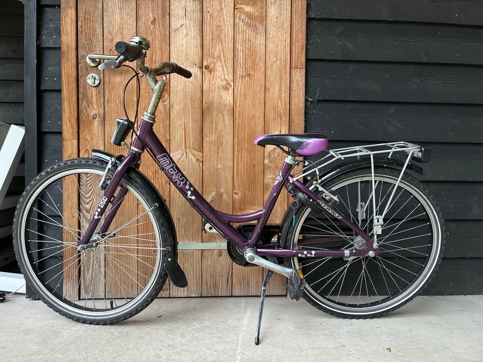 Giant 26 inch kinderfiets  - meisjes - paars, Fietsen en Brommers, Fietsen | Meisjes, Gebruikt, Velgrem, Handrem, Ophalen