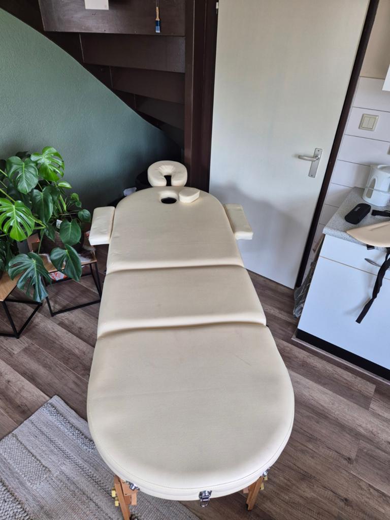 Verstelbare massage/behandel tafel, Sport en Fitness, Massageproducten, Ophalen, Gebruikt, Massagetafel