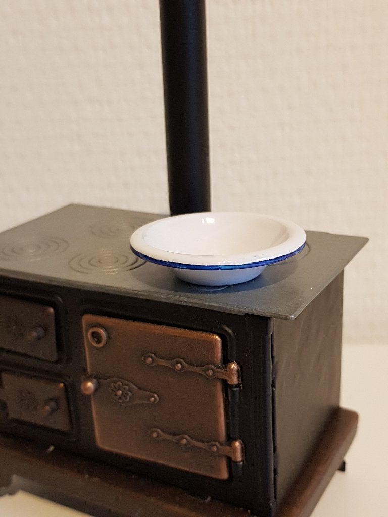 Poppenhuis Miniatuur Emaillen Bord Blauwe Rand (Schaal 1:12), Verzenden, Nieuw, Decoratie