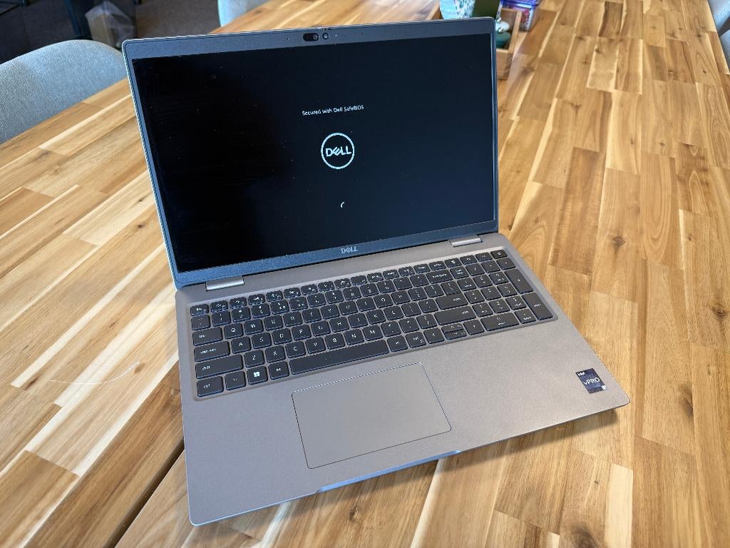 Dell Latitude 5540 i7 vPro 64GB 1TB als nieuw, Computers en Software, Windows Laptops, Zo goed als nieuw, 15 inch, SSD, 3 tot 4 Ghz