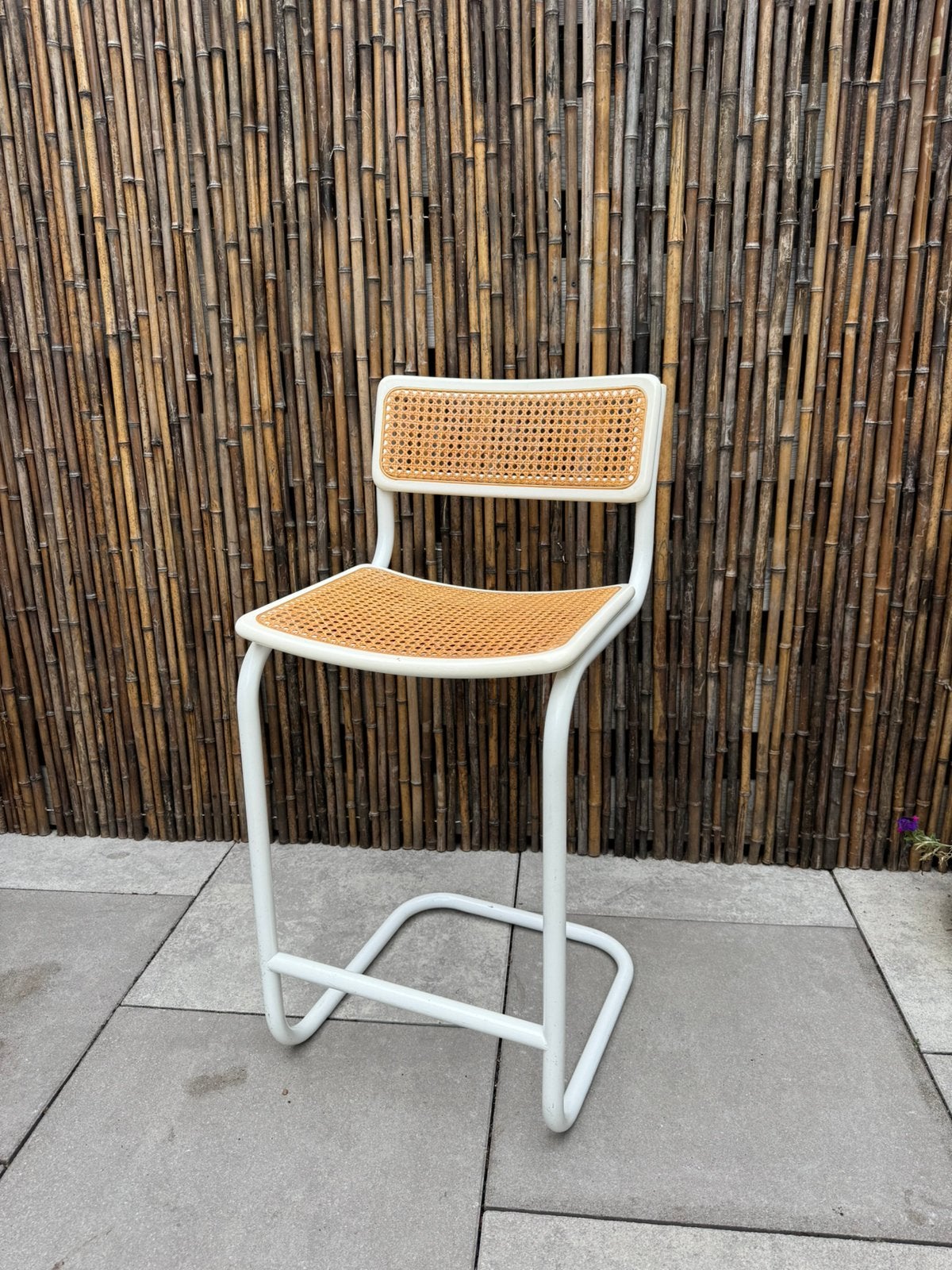 Barkruk Thonet stijl marcel breuer sledemodel webbing, Ophalen, Metaal, 60 tot 90 cm, Zo goed als nieuw