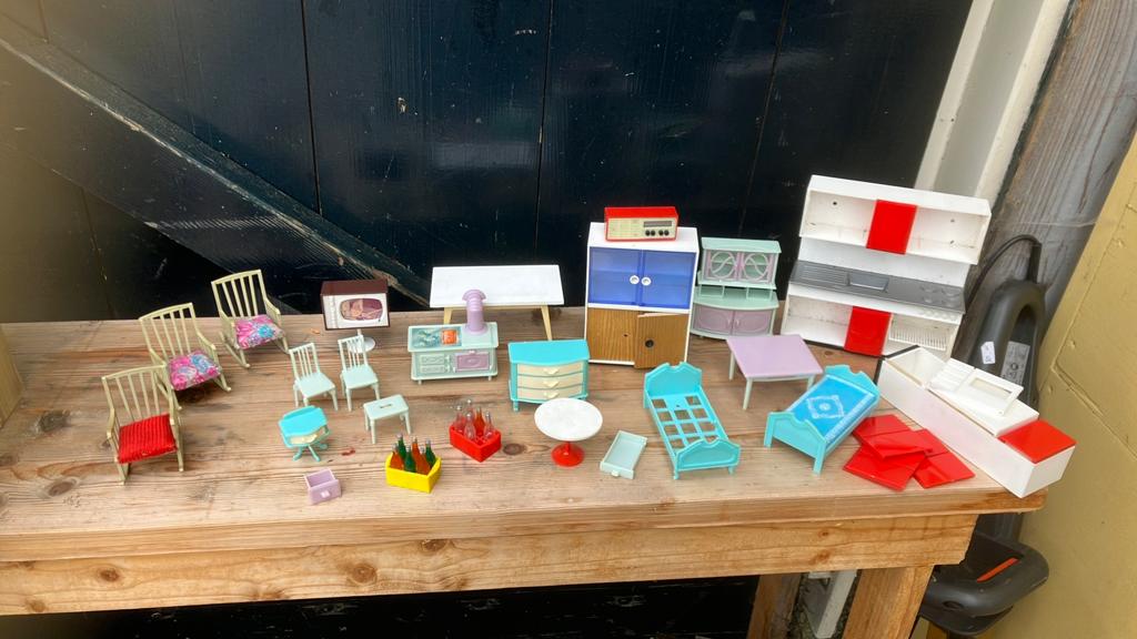 Partij vintage poppenhuis meubeltjes, Ophalen of Verzenden, Gebruikt, Toebehoren