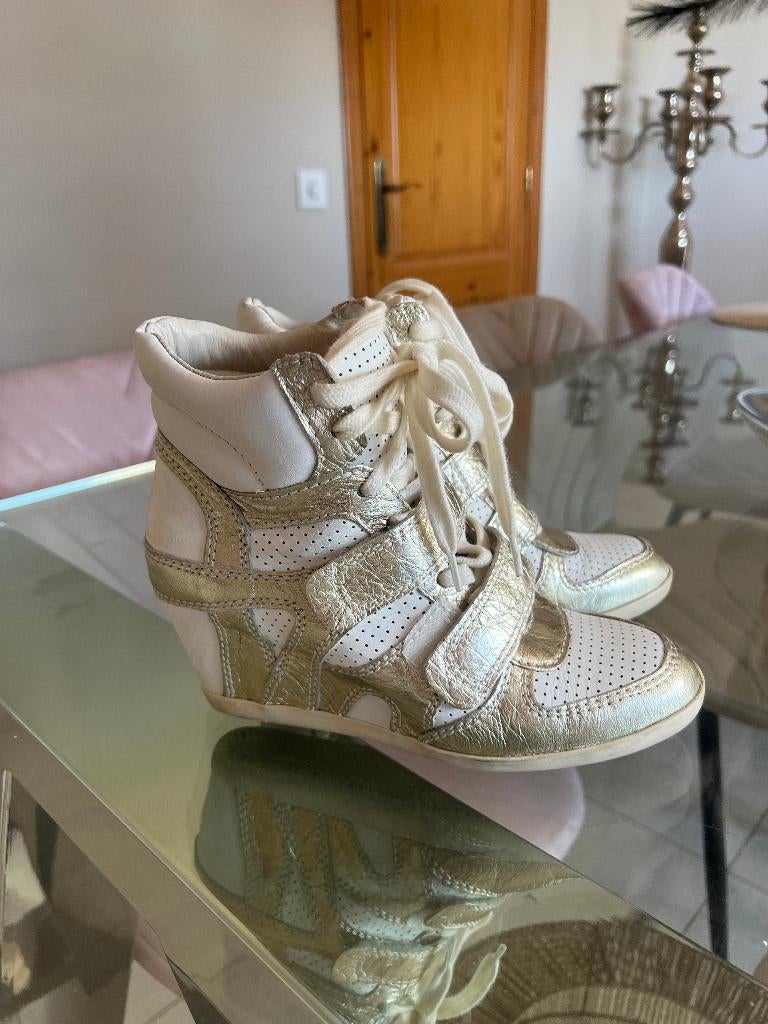 ASH wedges sneakers schoenen wit (Isabel Marant) - goud 37, Kleding | Dames, Schoenen, Zo goed als nieuw, Sneakers of Gympen, Wit