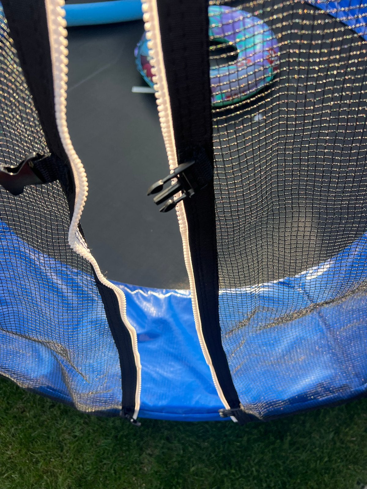 Trampoline, Ophalen, Zo goed als nieuw