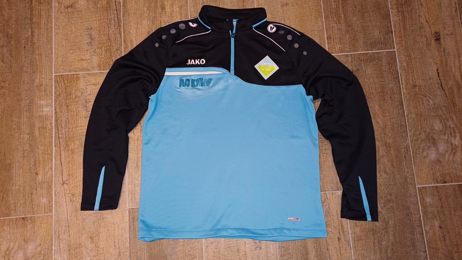VV Uno Hoofddorp Voetbal Trainingsvest maat L
Trainingsvest, Maat 52/54 (L), Blauw, Ophalen of Verzenden, Voetbal