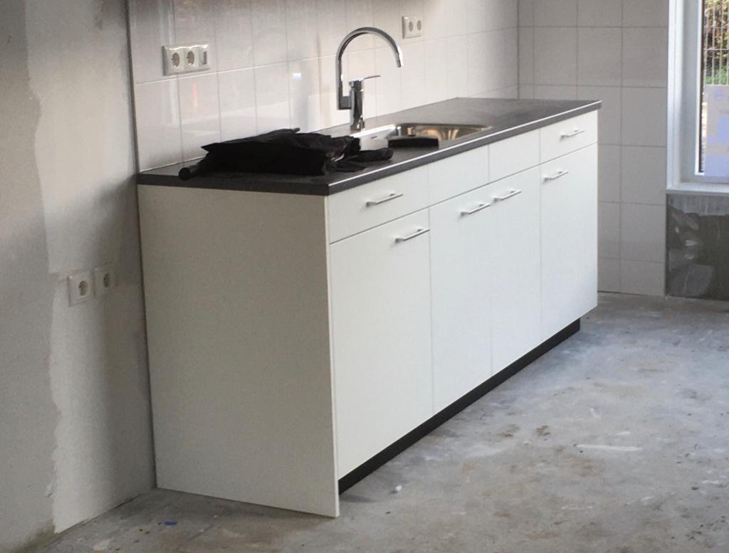 Nieuw keukenblok met circulatie afzuigkap, Ophalen, Wit, Nieuw, 200 cm of meer