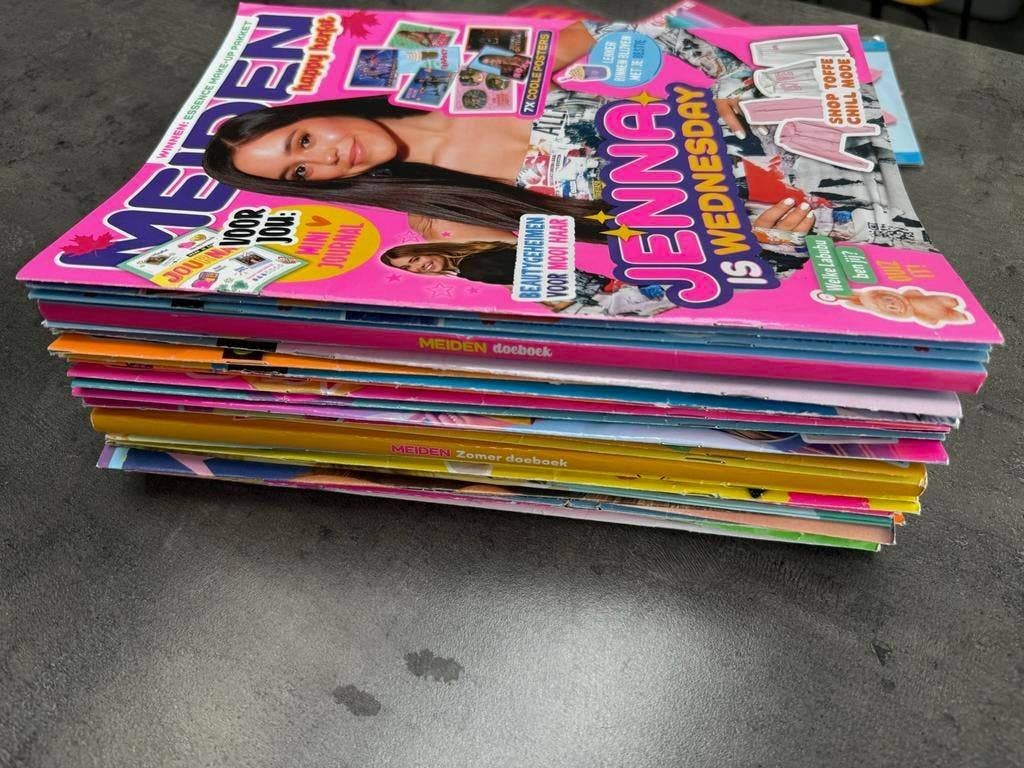 Stapel Meiden tijdschriften, Ophalen of Verzenden, Gelezen, Damesbladen