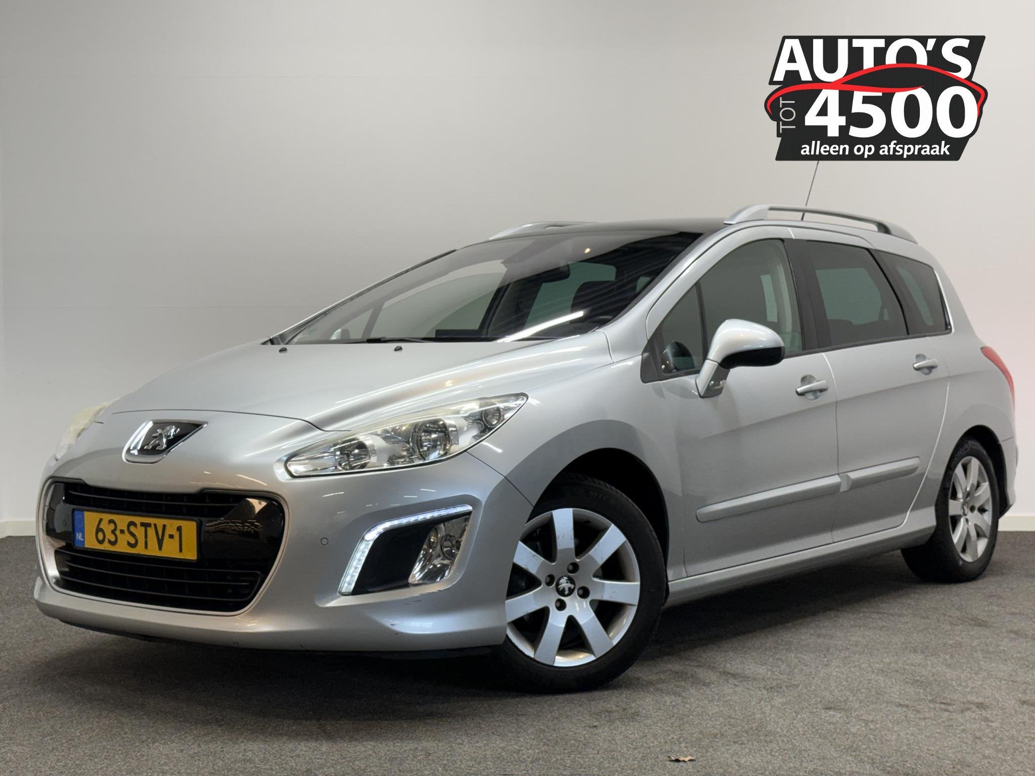 Peugeot 308 SW 1.6 e-HDi Première Trekhaak! Pano!, Voorwielaandrijving, Euro 5, Stof, Gebruikt