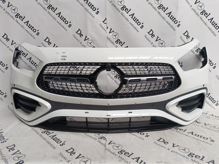 Voorbumper van een Mercedes GLA (9149), Gebruikt, -, Ophalen of Verzenden, Bumper