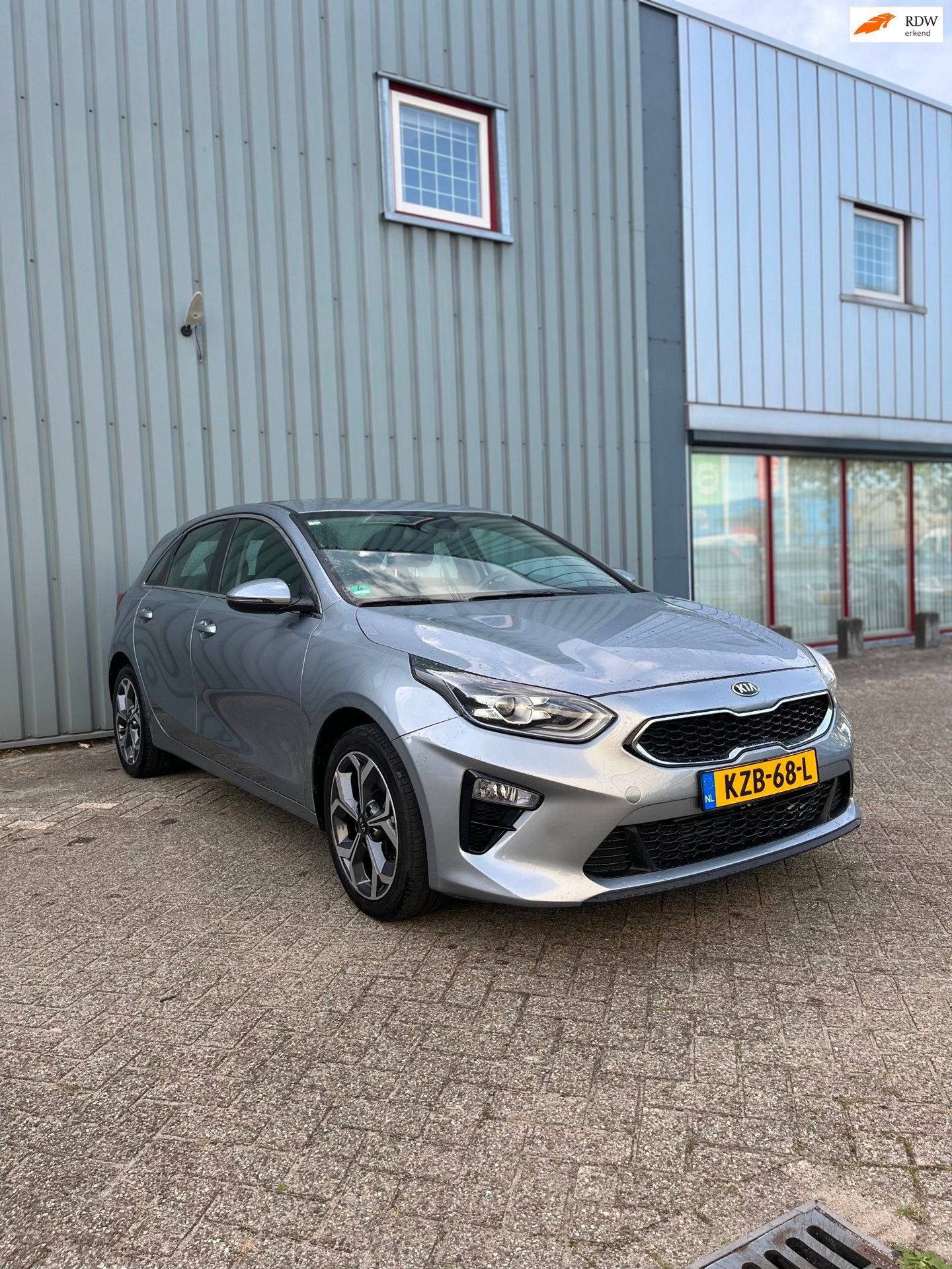 Kia CEED 1.4 T-GDi ExecutiveLine/eerste eigenaar, Auto's, Dealer onderhouden, Stof, 4 cilinders, Bedrijf