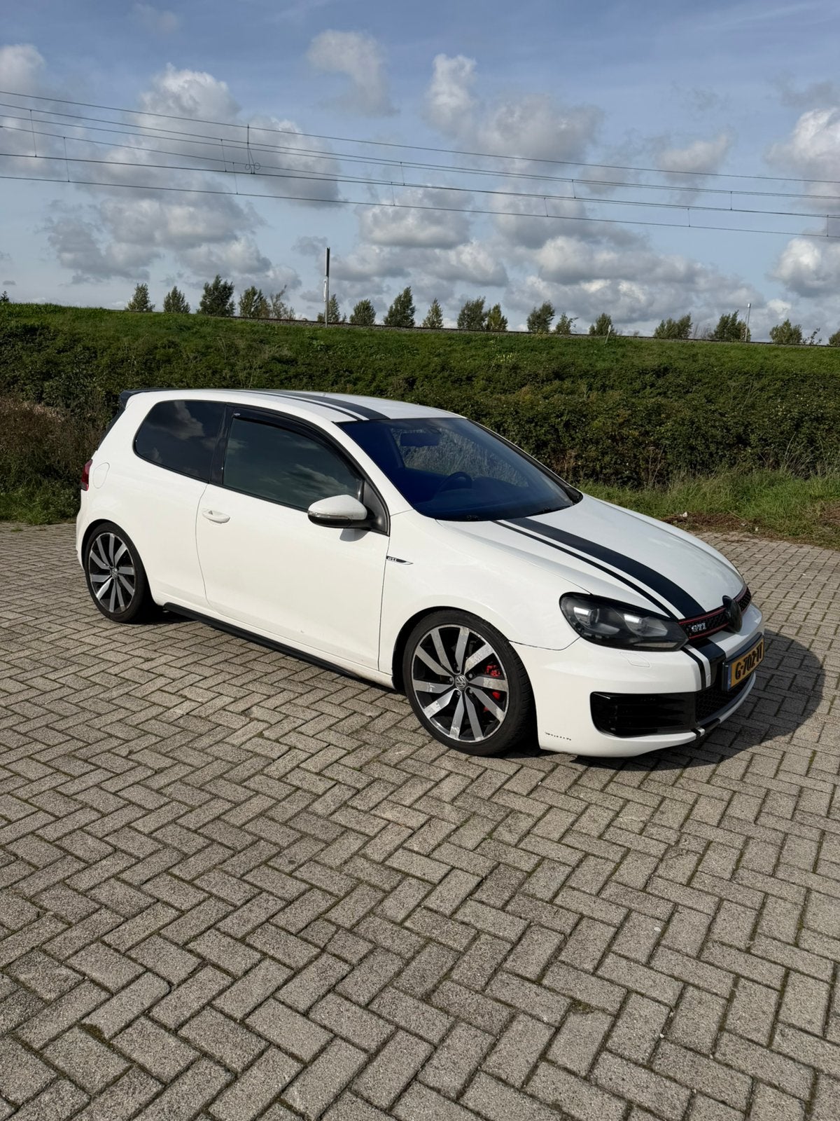 Volkswagen Golf 2.0 GTI 155KW DSG 2010 Wit, Zwart, 4 cilinders, Wit, 1314 kg