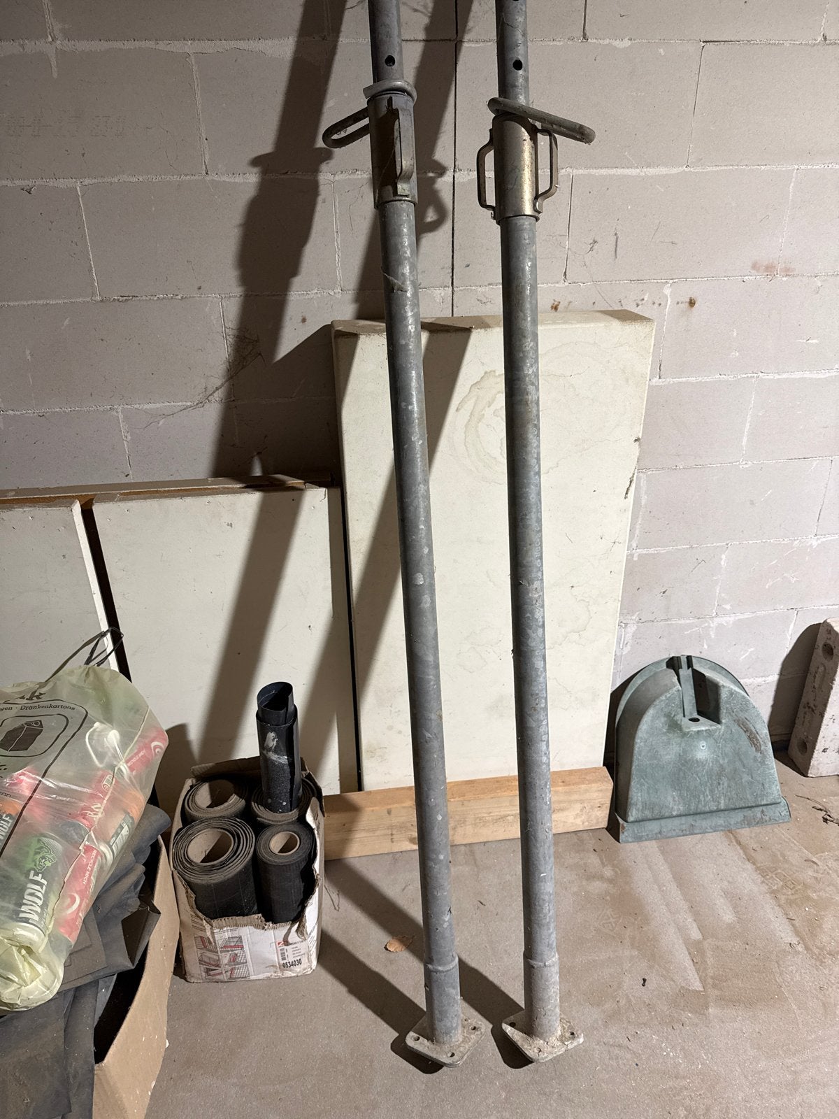 2x Steigerpalen / Stempels - Gebruikt, Doe-het-zelf en Verbouw, Ophalen, Gebruikt, Overige typen, 2 tot 5 meter
