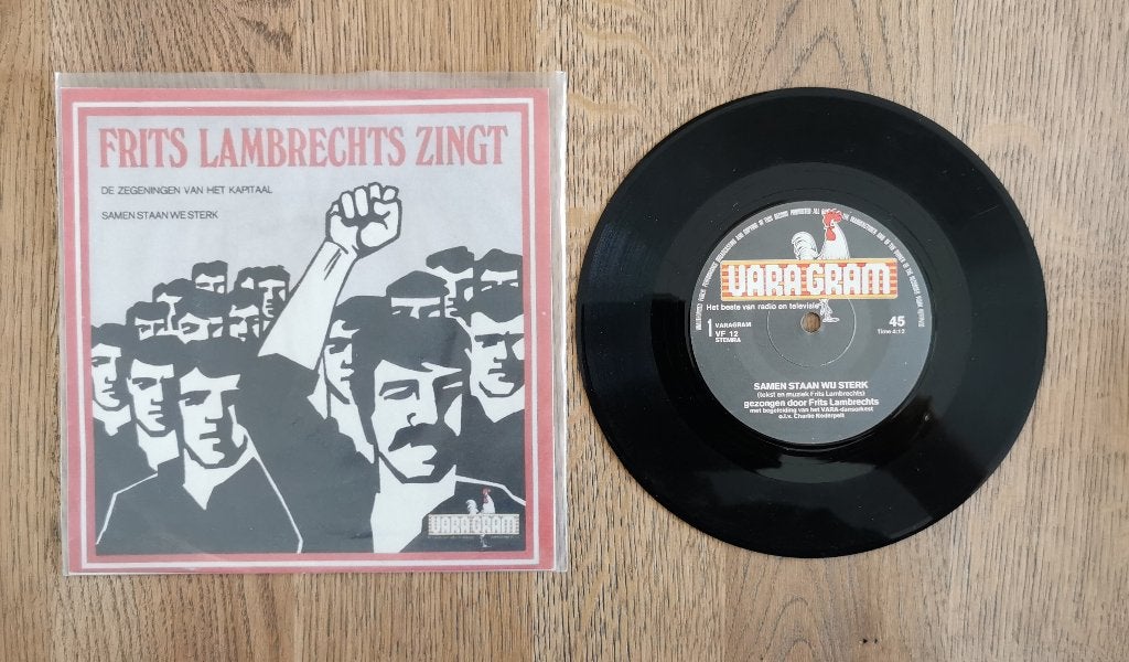 Single Frits Lambrechts - De zegeningen van het kapitaal, Ophalen of Verzenden, Gebruikt, Overige formaten, Levenslied of Smartlap