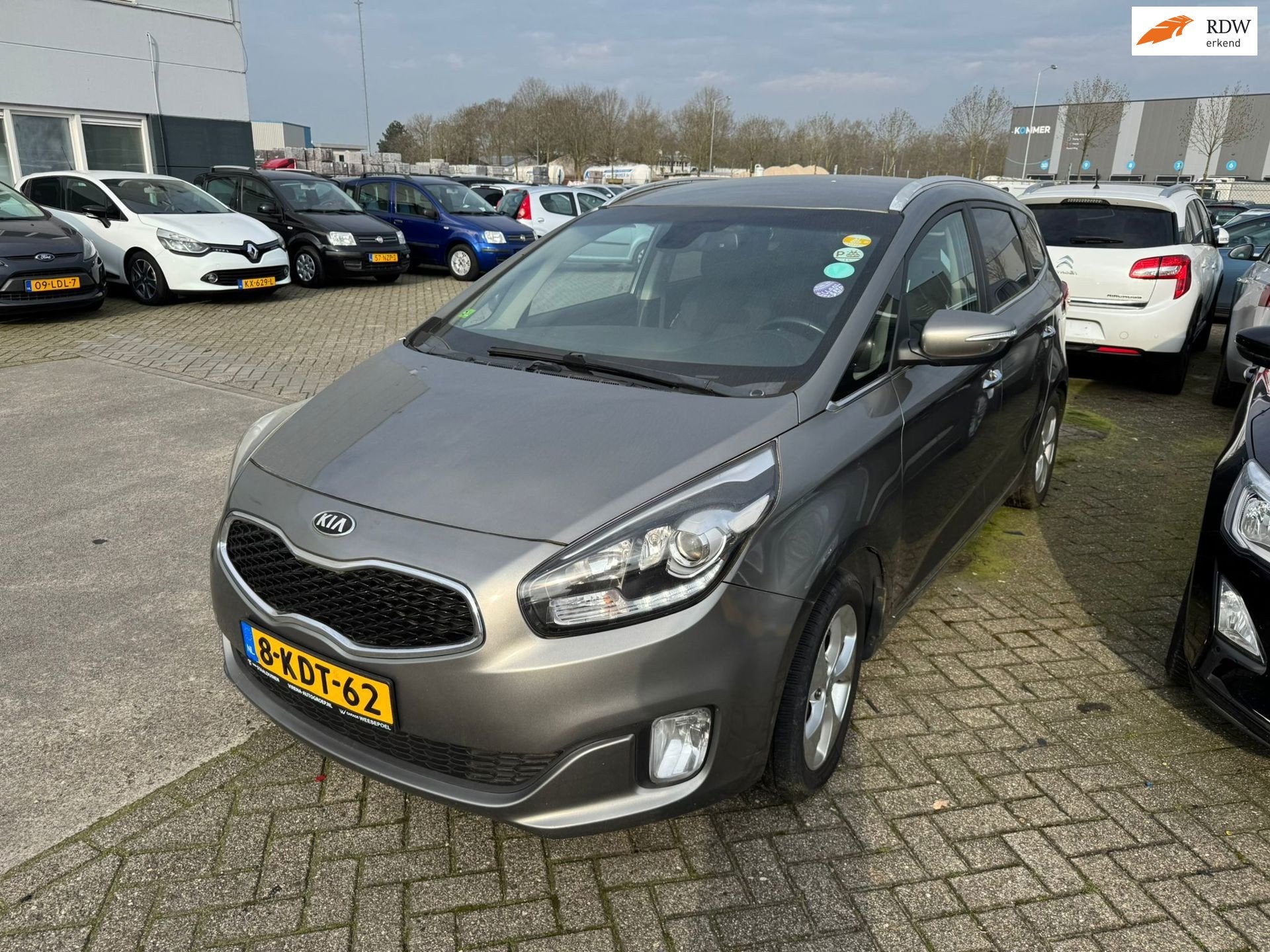 Kia Carens 1.6 GDi Business Pack EXPORT, Auto's, Kia, Voorwielaandrijving, Euro 5, Gebruikt, 1591 cc