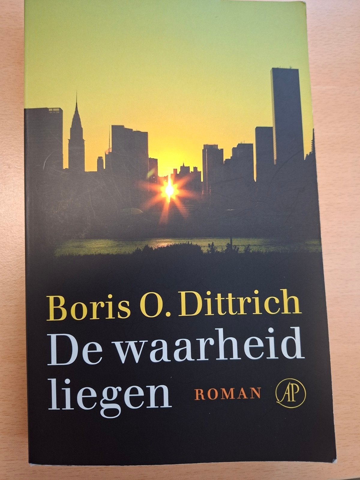 De waarheid liegen - Boris O. Dittrich (Roman), Ophalen of Verzenden, Zo goed als nieuw, Boris O. Dittrich, Nederland
