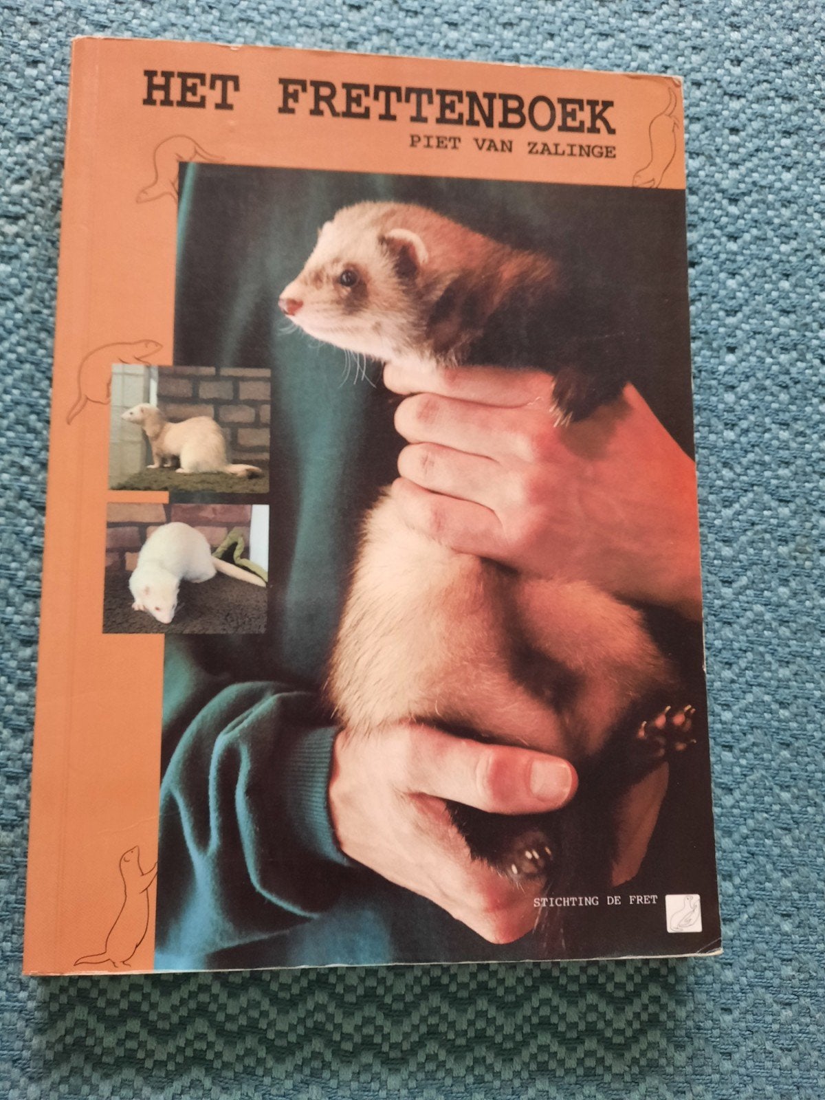 Het Frettenboek - Piet van Zalinge (softcover, 195 blz), Boeken, Ophalen of Verzenden