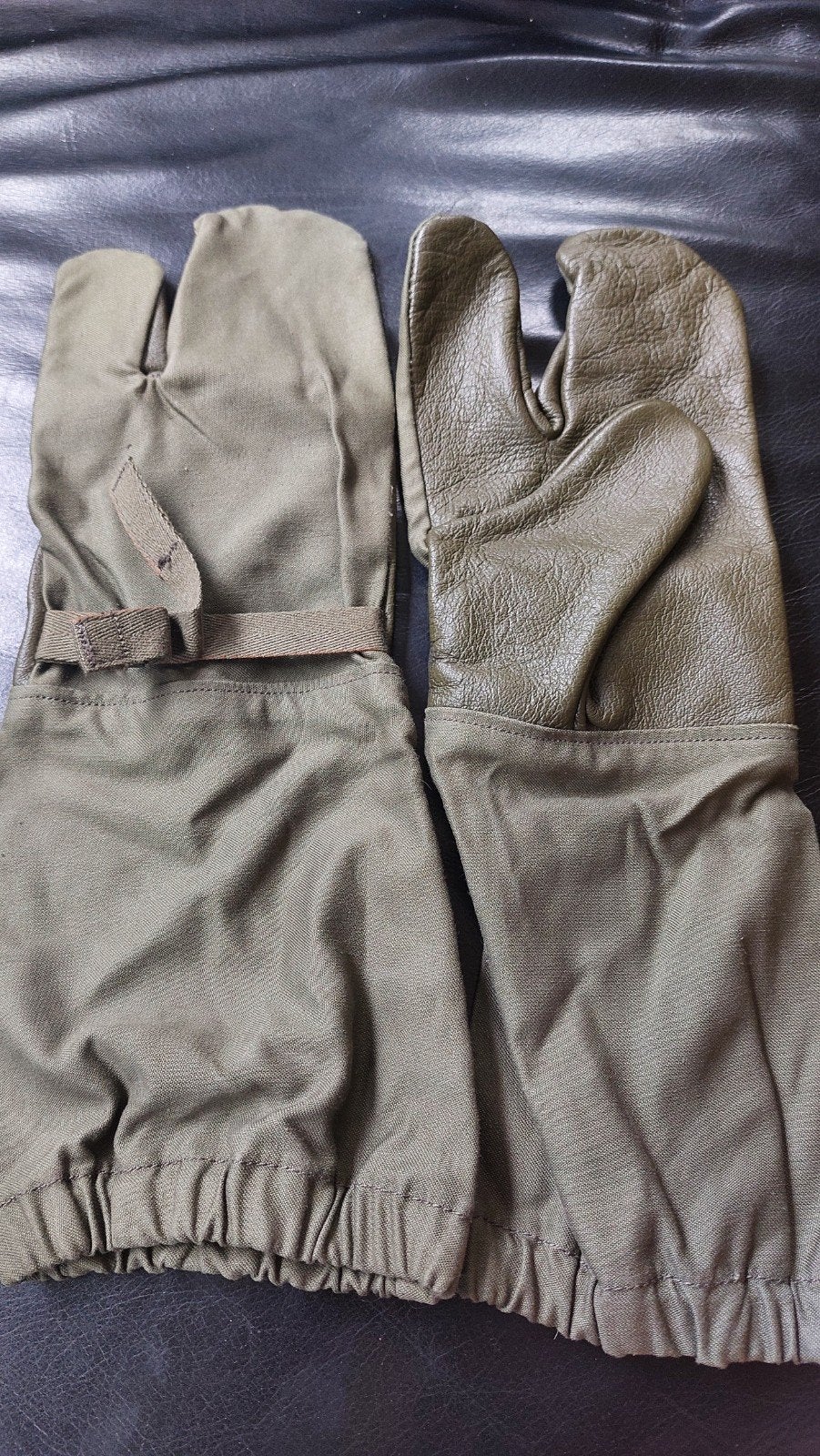 Nieuwe leger wanten., Verzamelen, Ophalen of Verzenden, Nederland, Kleding of Schoenen