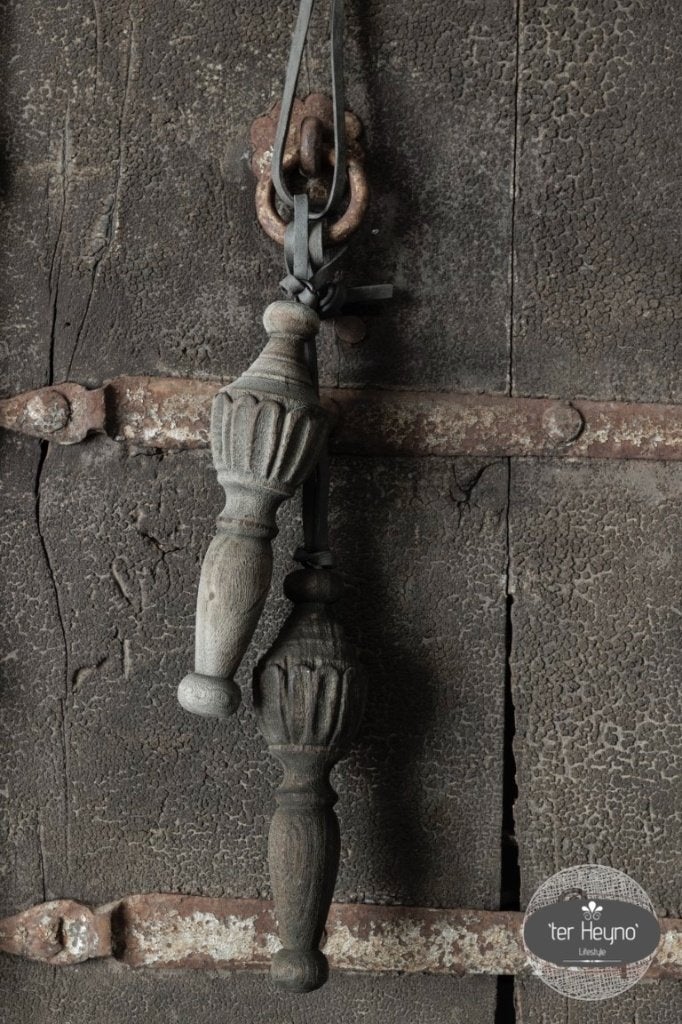 Houten klos ornament hanger leren veter hang stoer sober, Verzenden, Nieuw, Hout, Landelijk