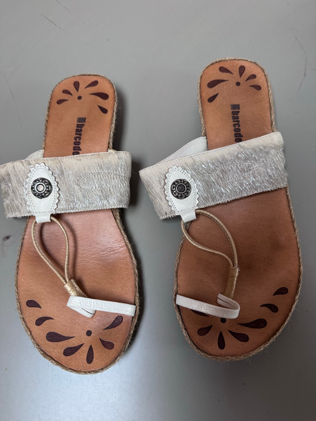 Barcode Sandalen Maat 40 - Zo goed als nieuw, Ophalen of Verzenden, Zo goed als nieuw, Wit, Sandalen of Muiltjes