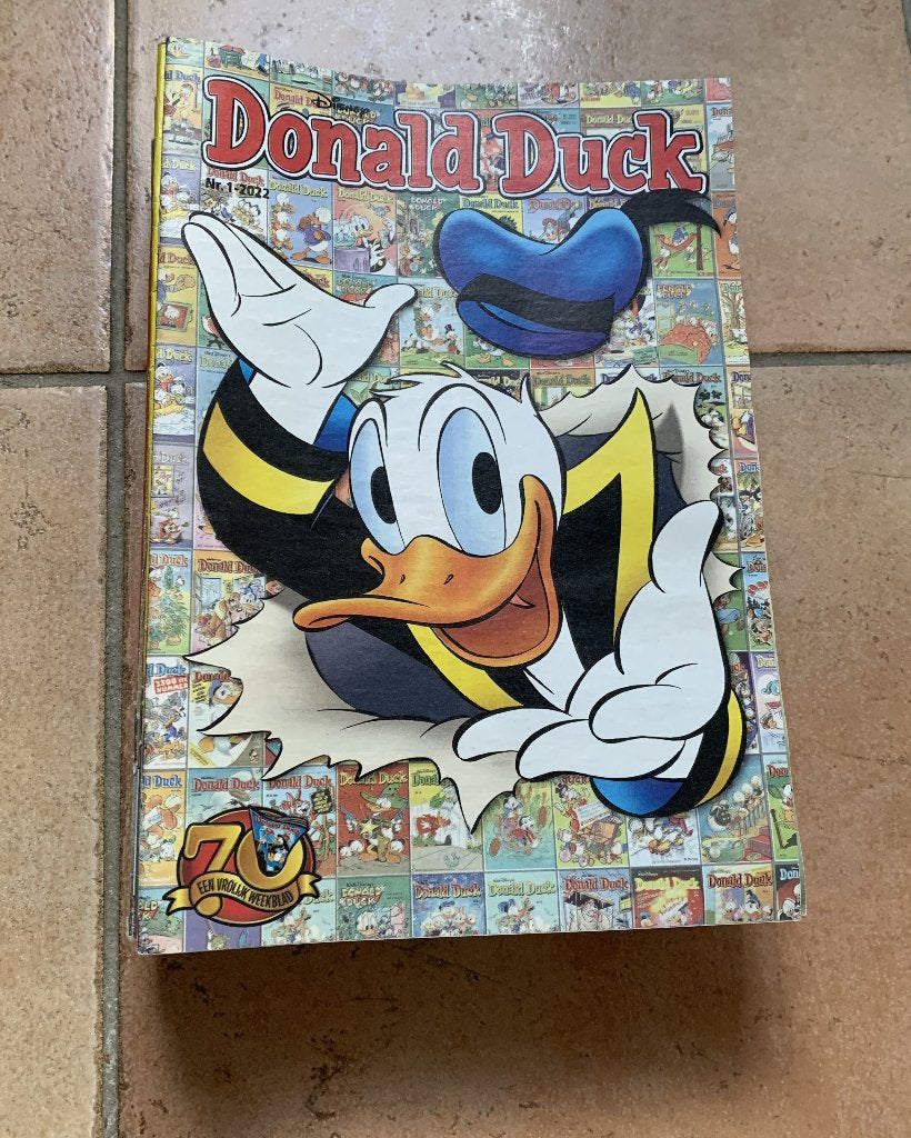 Donald Duck jaargang 2022, Ophalen of Verzenden, Zo goed als nieuw, Donald Duck, Meerdere stripboeken
