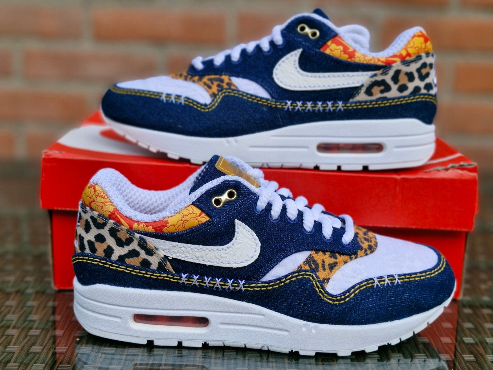 Nike air max 1 Denim Leopard 42, Kleding | Heren, Overige kleuren, Nike, Nieuw, Ophalen of Verzenden