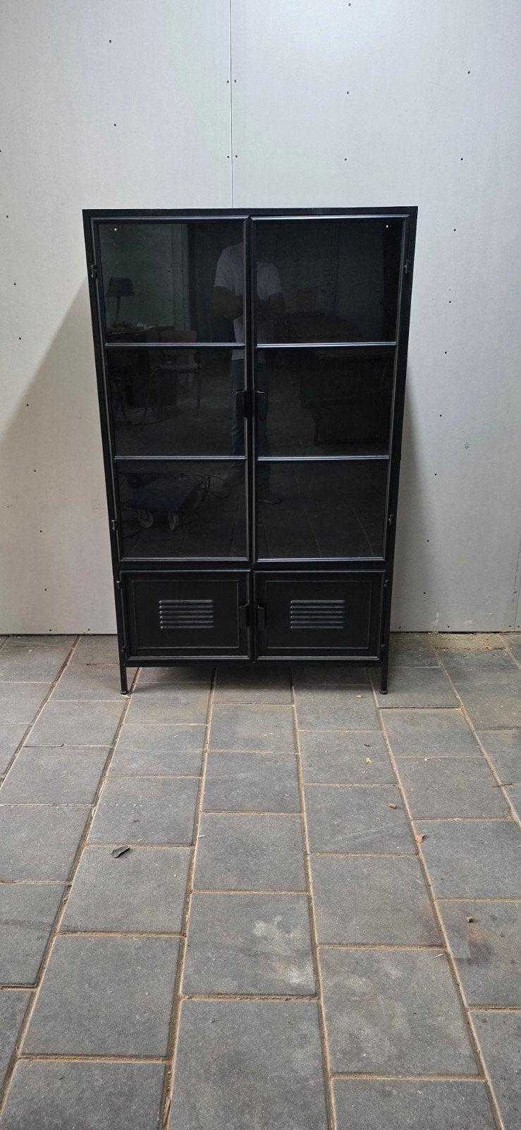 woood vitrine kast, Ophalen, Met deur(en), 50 tot 100 cm, Zo goed als nieuw