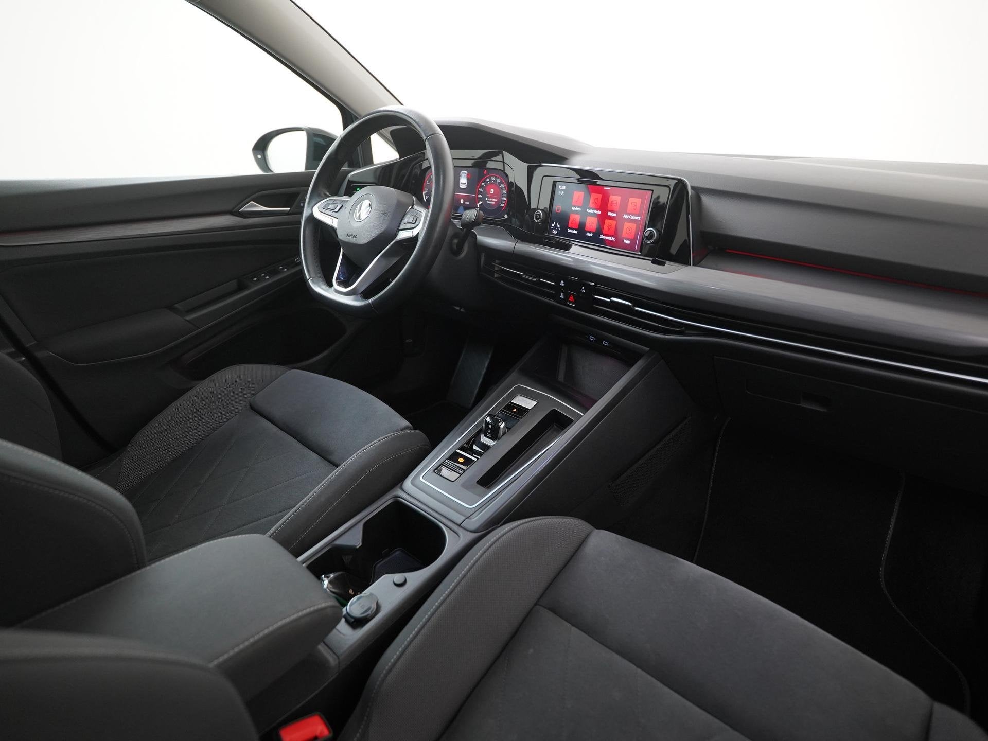 Volkswagen Golf 1.5 eTSI Style DSG | 150PK | Schuifdak | Zon, Auto's, 12 maanden, 4 cilinders, Zwart, Golf