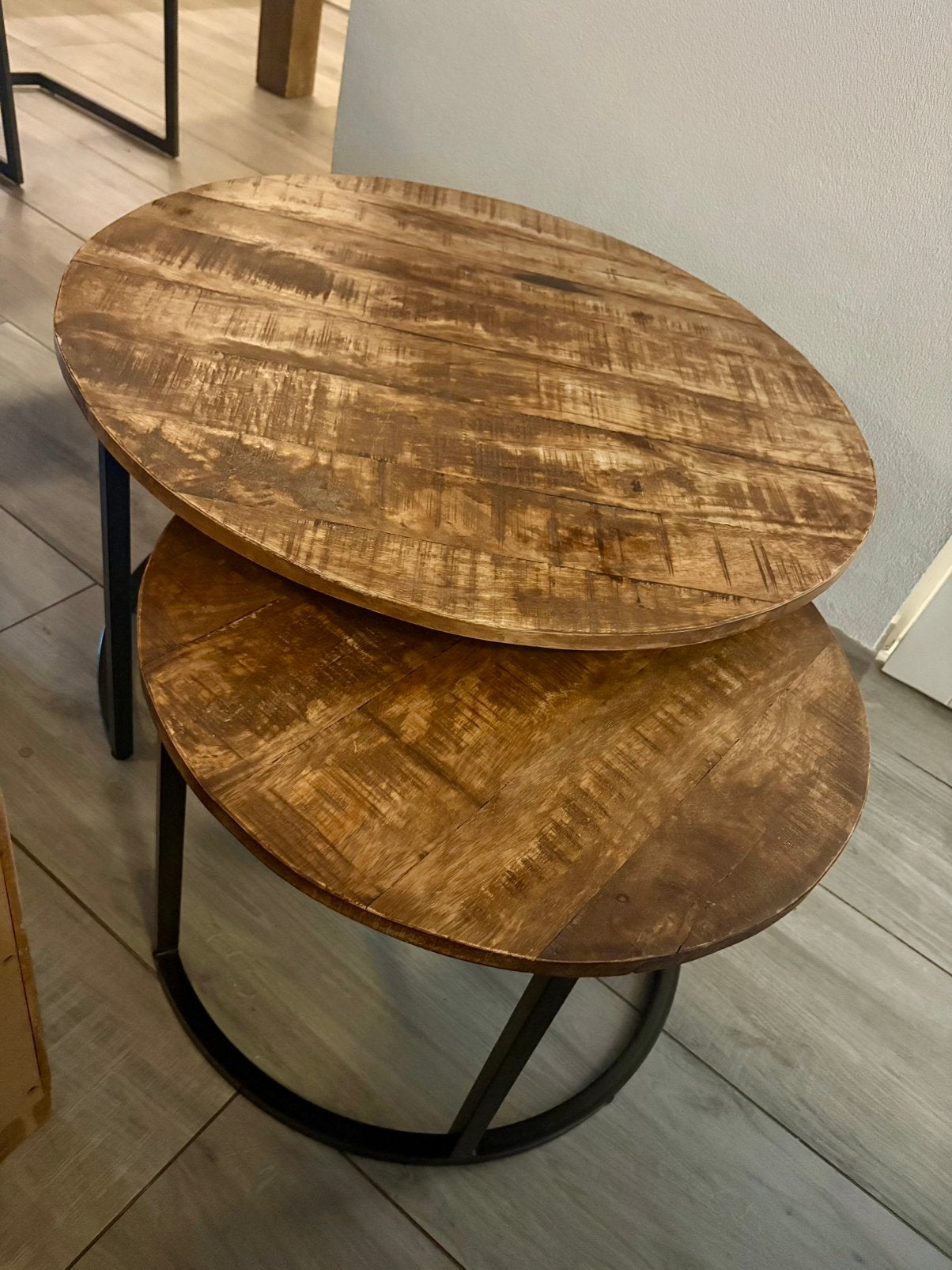 mooie set mango hout/ 2 ronde tafels, Ophalen, Rond, Zo goed als nieuw, 75 cm of meer