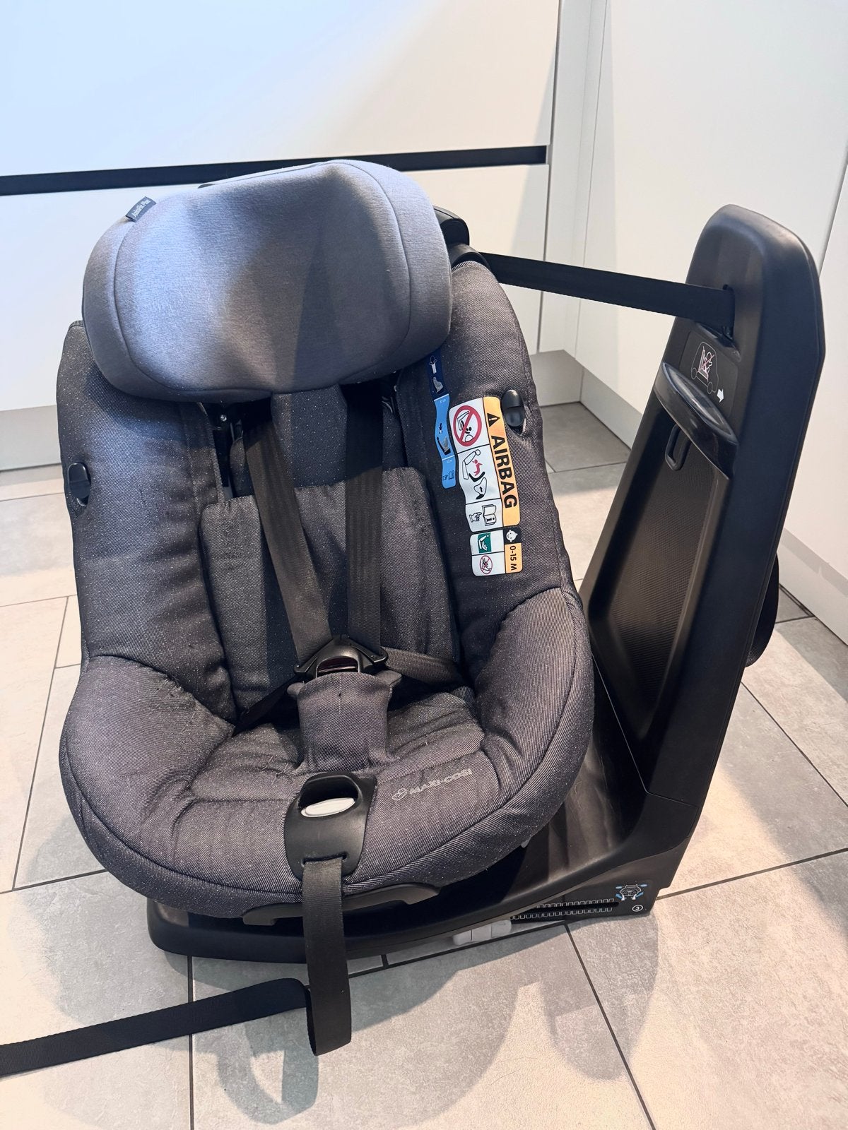 Maxi-Cosi AxissFix Plus autostoel - 360’ draaibaar, Kinderen en Baby's, Ophalen, 0 t/m 18 kg, Verstelbare rugleuning, Zo goed als nieuw