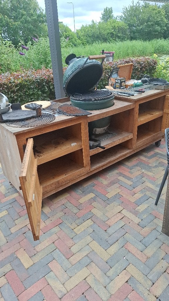 Big Green Egg Large BBQ met eiken houten kast, Ophalen, Gebruikt, Big Green Egg, Met accessoires