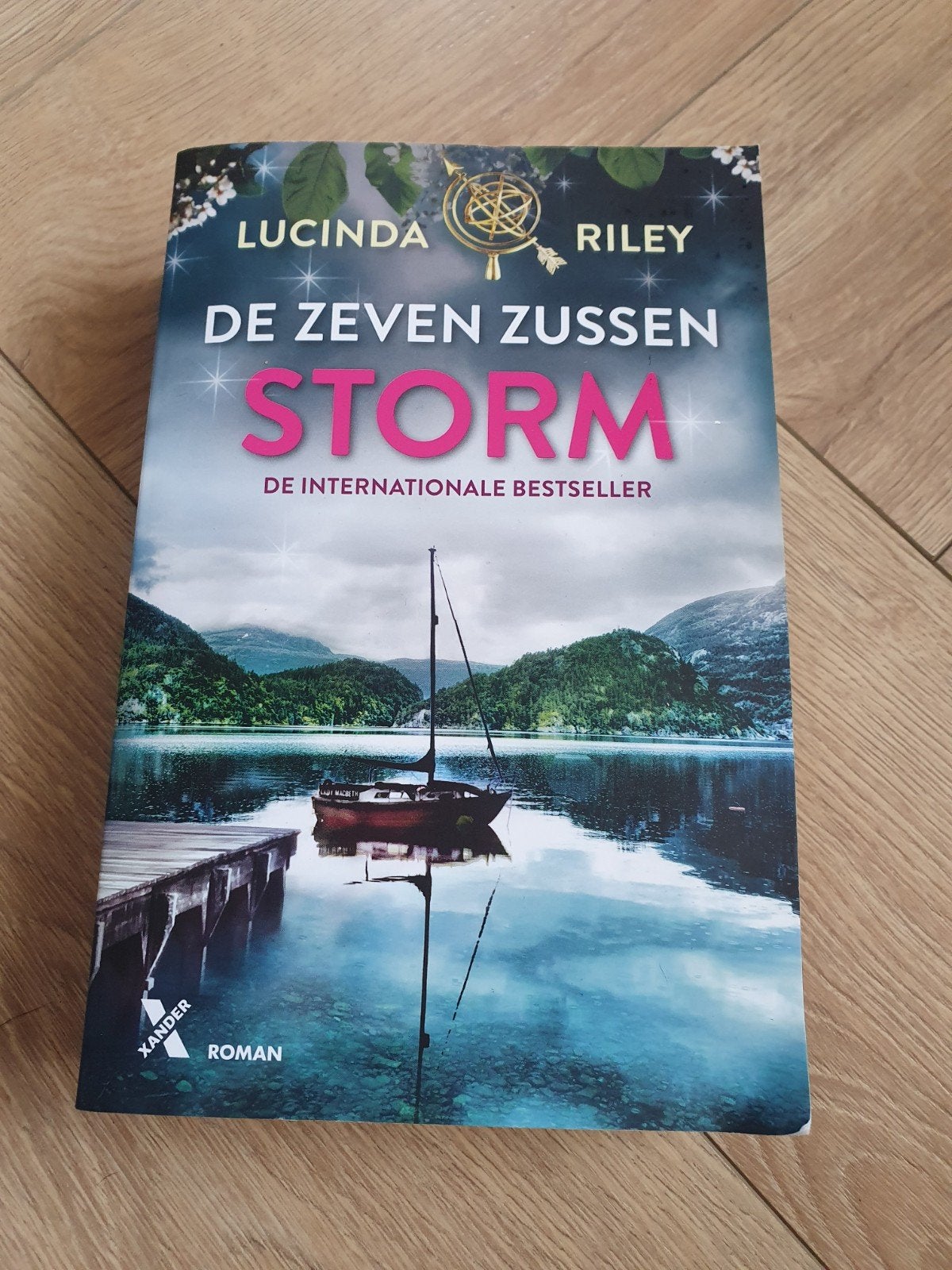 Lucinda Riley – Storm | De Zeven Zussen Deel 2 | Bestseller, Boeken, Europa overig, Verzenden, Lucinda Riley, Zo goed als nieuw
