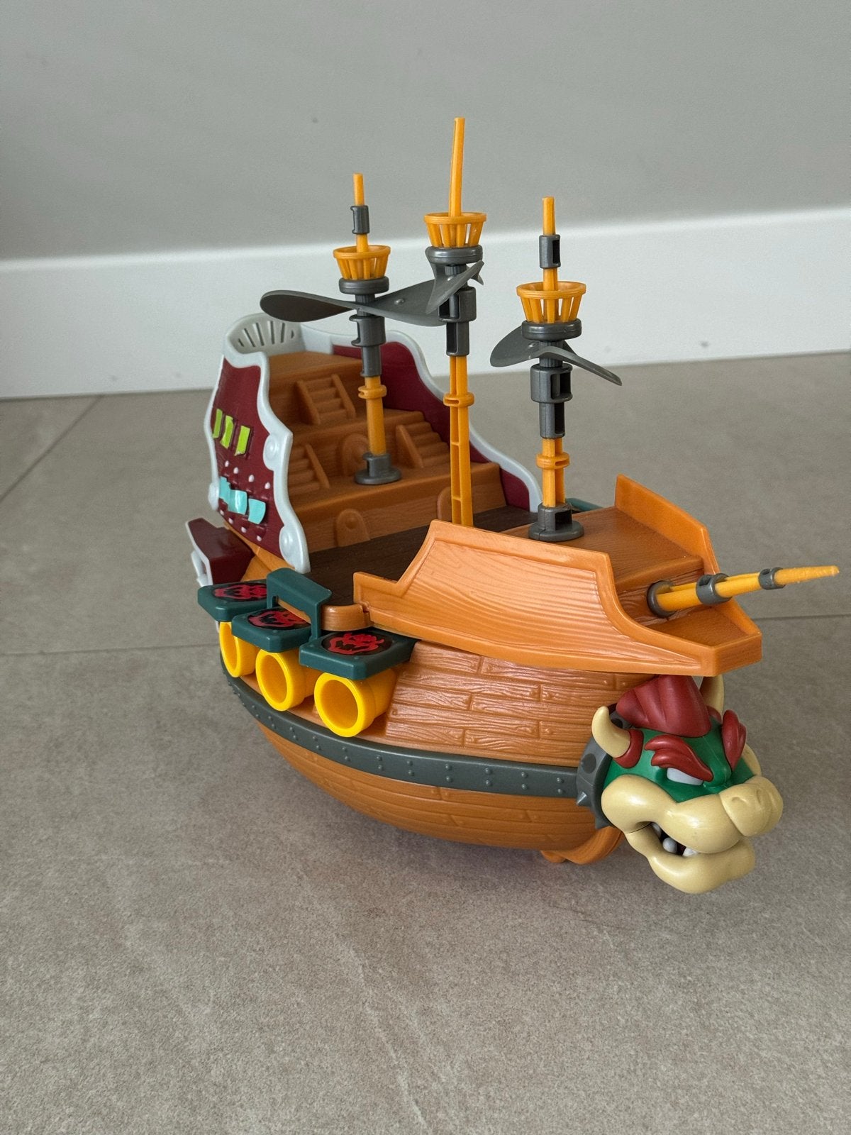Super Mario Bowser's Luchtschip Speelset, Kinderen en Baby's, Speelgoed | Speelgoedvoertuigen, Ophalen, Zo goed als nieuw