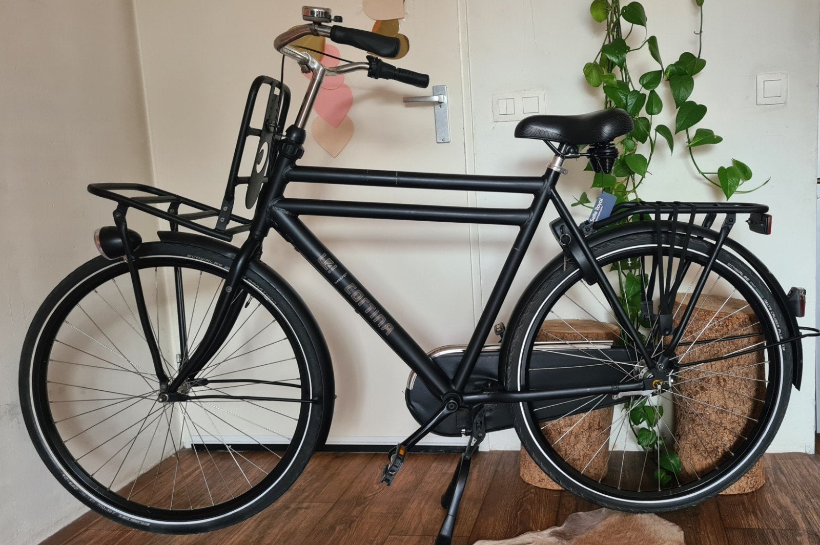 Matzwarte CORTINA type U4 Transportfiets || Herenfiets || N3, Fietsen en Brommers, Fietsen | Heren | Herenfietsen, Terugtraprem