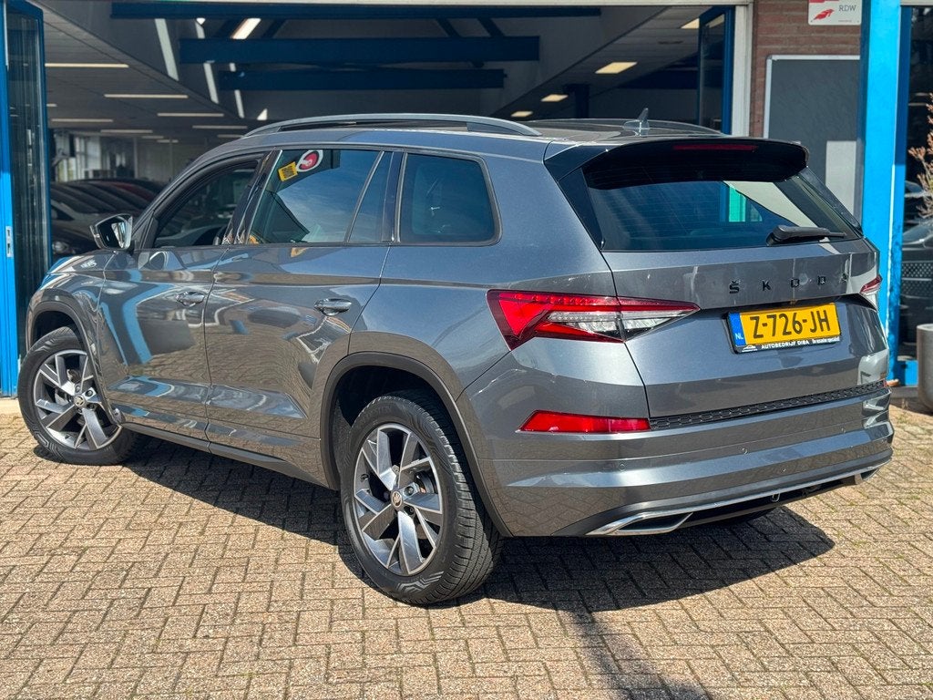 Skoda Kodiaq 1.5 TSI Sportline Business 7p., Auto's, Skoda, 1566 kg, 4 cilinders, 150 pk, 14 km/l